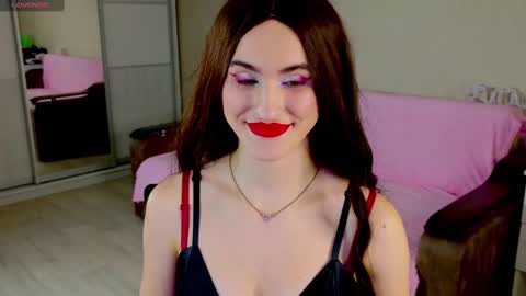 Snapshot of fridacure chatting on January 9, 2025, 7:50 pm Frida online show from January 9, 2025, 7:50 pm
