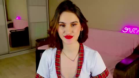 Snapshot of fridacure chatting on January 19, 2025, 7:15 pm Frida online show from January 19, 2025, 7:15 pm