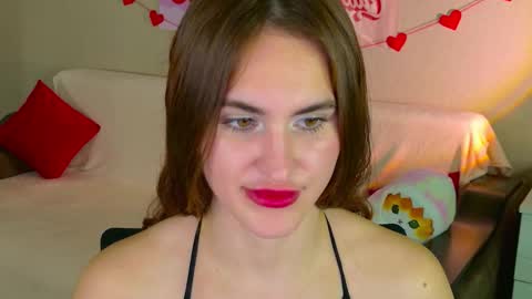 Snapshot of fridacure chatting on October 8, 2025, 8:28 pm Frida online show from October 8, 2025, 8:28 pm