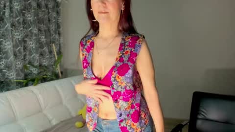 Snapshot of fritha chatting on February 22, 2025, 3:23 am Next stream November 29 2024 online show from February 22, 2025, 3:23 am