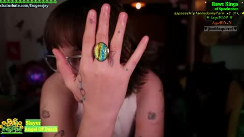   Jaywise Frogfoot  online show from October 26, 2025, 7:42 pm