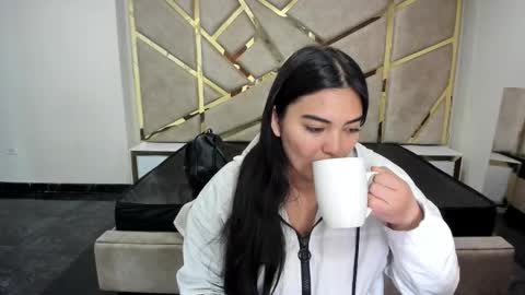 Frreya  online show from November 10, 2025, 2:21 am