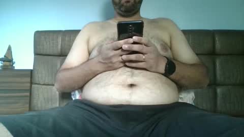 Snapshot of fruti_loops chatting on January 18, 2025, 9:56 am fruti loops Bull online show from January 18, 2025, 9:56 am