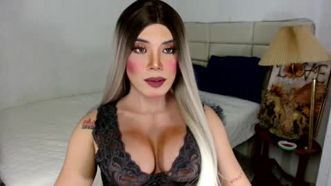 MISS NEILLY online show from December 2, 2025, 5:57 am