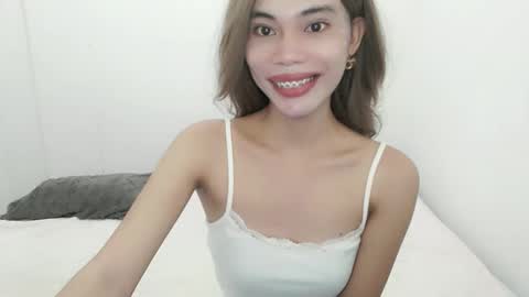 Snapshot of fuckingsexy143 chatting on October 12, 2025, 12:09 am fuckingsexy143 online show from October 12, 2025, 12:09 am