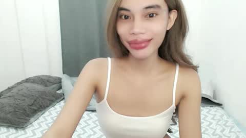 fuckingsexy143 online show from November 23, 2025, 12:43 am