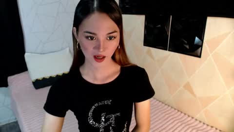 MISS IVANA online show from September 14, 2025, 1:05 am