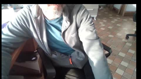 Snapshot of fuckistanbul chatting on November 26, 2025, 6:03 am Bruchus online show from November 26, 2025, 6:03 am