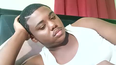 Snapshot of fuckmeb1999 chatting on January 4, 2025, 5:37 pm Desire Himeros online show from January 4, 2025, 5:37 pm