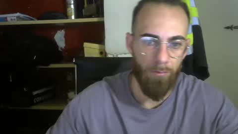 fuerte440 online show from November 15, 2025, 9:50 am