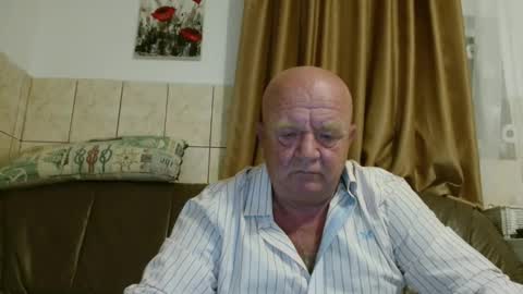 fullballs6 online show from September 20, 2025, 2:12 am