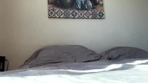 Linnys Palace online show from November 3, 2025, 5:25 pm