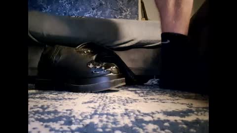 funinleather123456 online show from November 21, 2025, 11:03 pm