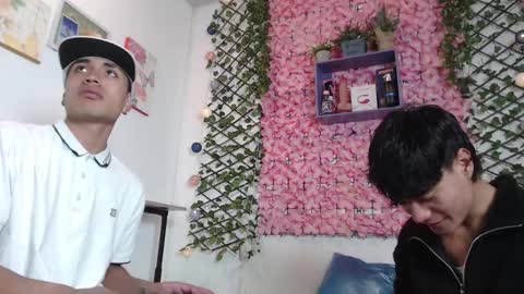 funny_and_horny online show from October 19, 2025, 4:02 am