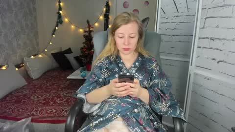 Snapshot of funny_bunny4 chatting on January 4, 2025, 5:37 pm funny_bunny4 online show from January 4, 2025, 5:37 pm