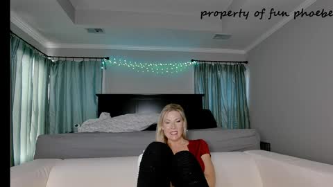 Snapshot of funphoebe chatting on December 6, 2024, 6:06 pm funphoebe online show from December 6, 2024, 6:06 pm