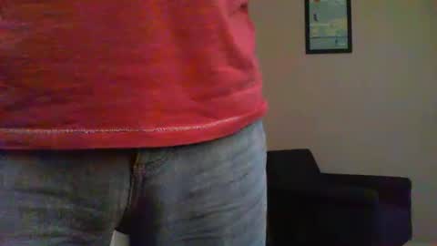 Snapshot of funslimguy chatting on February 21, 2025, 7:10 pm Funslimguy online show from February 21, 2025, 7:10 pm