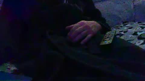 Snapshot of funslimguy chatting on February 25, 2025, 11:22 pm Funslimguy online show from February 25, 2025, 11:22 pm