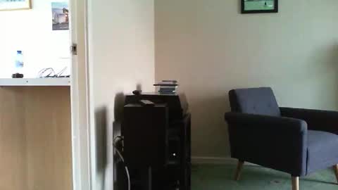 Snapshot of funslimguy chatting on October 8, 2025, 8:12 am Funslimguy online show from October 8, 2025, 8:12 am