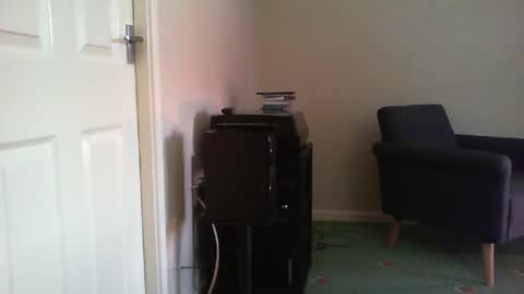 Snapshot of funslimguy chatting on October 22, 2025, 4:40 pm Funslimguy online show from October 22, 2025, 4:40 pm