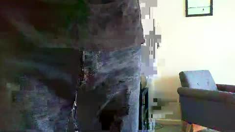 Snapshot of funslimguy chatting on December 2, 2025, 10:31 am Funslimguy online show from December 2, 2025, 10:31 am