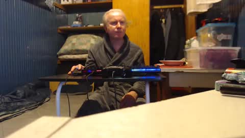 Snapshot of furosz chatting on February 2, 2025, 4:11 pm furosz online show from February 2, 2025, 4:11 pm