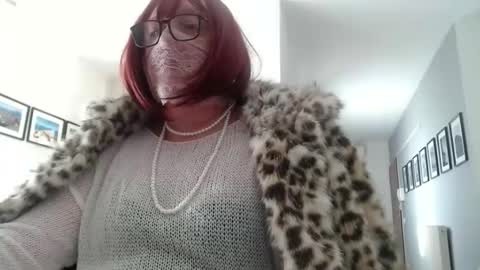 Snapshot of fursdany chatting on September 20, 2025, 7:09 am Dany online show from September 20, 2025, 7:09 am