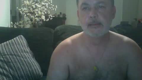 Snapshot of futbolin95 chatting on January 1, 2025, 1:15 am futbolin95 online show from January 1, 2025, 1:15 am