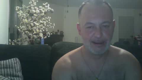 Snapshot of futbolin95 chatting on January 4, 2025, 8:37 pm futbolin95 online show from January 4, 2025, 8:37 pm