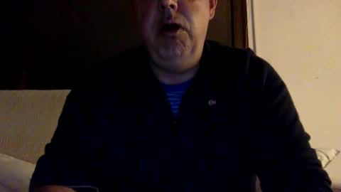Snapshot of futbolin95 chatting on January 26, 2025, 6:37 pm futbolin95 online show from January 26, 2025, 6:37 pm