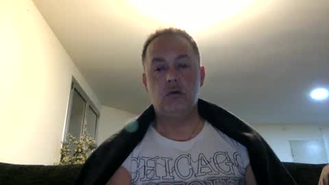 Snapshot of futbolin95 chatting on February 6, 2025, 8:02 pm futbolin95 online show from February 6, 2025, 8:02 pm