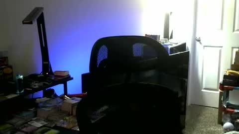 Snapshot of fuzz69_ chatting on November 19, 2025, 5:07 am fuzz69_ online show from November 19, 2025, 5:07 am