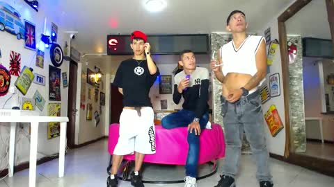Snapshot of g4mens chatting on September 29, 2025, 4:45 pm G4MENS online show from September 29, 2025, 4:45 pm