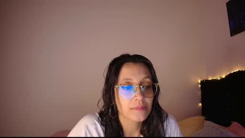 Snapshot of gabbie_kook chatting on March 1, 2025, 3:53 am gabbie_kook online show from March 1, 2025, 3:53 am