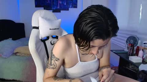 Snapshot of gabbie_kook chatting on October 11, 2025, 7:12 pm gabbie_kook online show from October 11, 2025, 7:12 pm