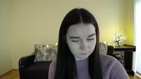 Jaklin online show from February 6, 2025, 11:54 am