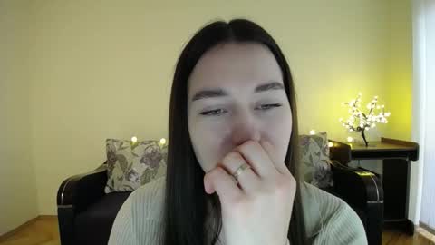 Jaklin online show from February 8, 2025, 9:13 am