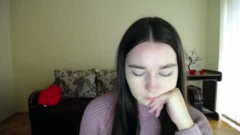 Jaklin online show from October 7, 2025, 9:28 am