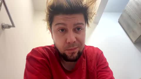 Snapshot of gabethier25 chatting on December 2, 2024, 11:56 am yeeah online show from December 2, 2024, 11:56 am