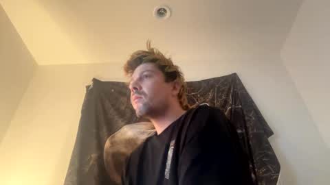 Snapshot of gabethier25 chatting on December 18, 2024, 11:24 am yeeah online show from December 18, 2024, 11:24 am