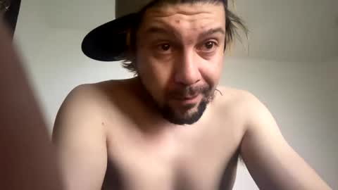 Snapshot of gabethier25 chatting on January 8, 2025, 1:20 pm yeeah online show from January 8, 2025, 1:20 pm