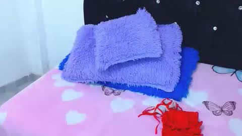 gabi_jhons_23 online show from November 8, 2025, 9:09 am