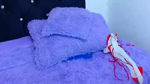 gabi_jhons_23 online show from November 22, 2025, 10:25 am