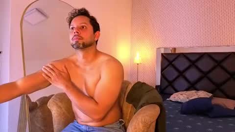 GABRIEL online show from December 3, 2025, 8:40 pm