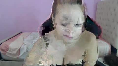 Snapshot of gabriela_jay1 chatting on February 18, 2025, 1:32 am G A B R I E L A I S B A C K.  online show from February 18, 2025, 1:32 am