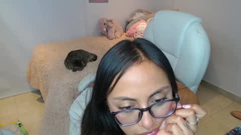 Snapshot of gabriela_morales01 chatting on December 6, 2024, 4:36 am . online show from December 6, 2024, 4:36 am