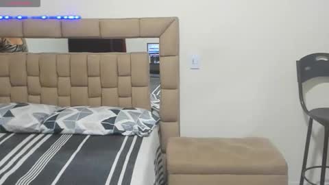 gabriela ponce online show from November 25, 2025, 9:15 pm