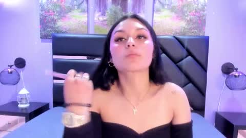 gabrielabotero online show from December 5, 2025, 7:21 pm