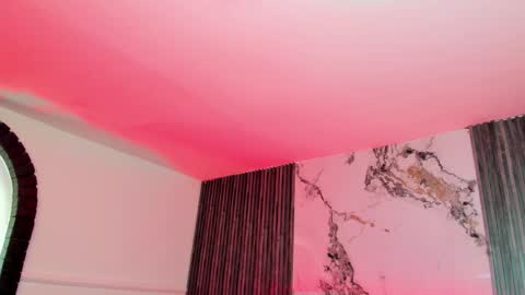 Gabriela Kassi online show from September 25, 2025, 10:52 am