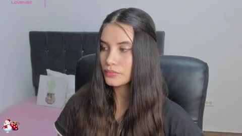 Gabriela online show from November 23, 2025, 10:31 pm